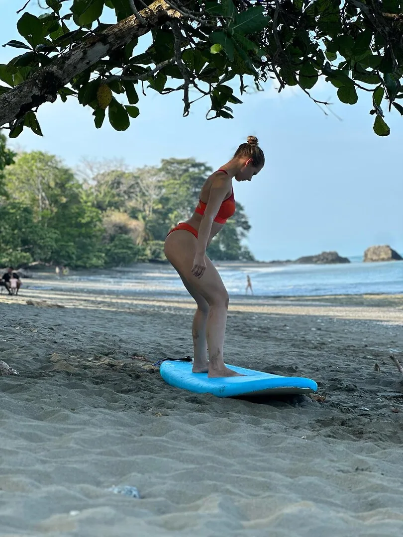 Surf instruction session, Cabo Matapalo